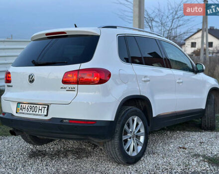 Белый Фольксваген Тигуан, объемом двигателя 1.97 л и пробегом 236 тыс. км за 12800 $, фото 5 на Automoto.ua