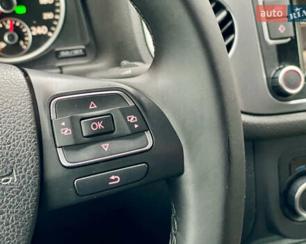 Белый Фольксваген Тигуан, объемом двигателя 2 л и пробегом 236 тыс. км за 13500 $, фото 41 на Automoto.ua