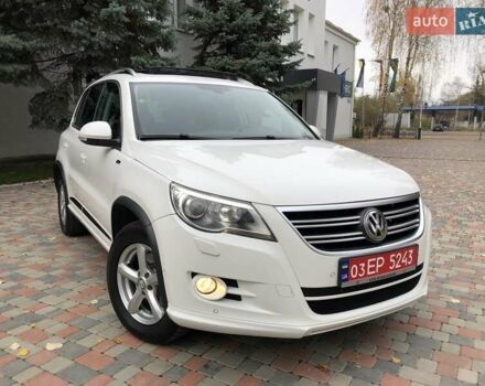 Білий Фольксваген Тігуан, об'ємом двигуна 2 л та пробігом 165 тис. км за 13600 $, фото 106 на Automoto.ua