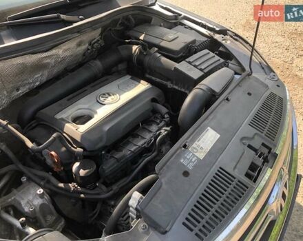 Білий Фольксваген Тігуан, об'ємом двигуна 1.97 л та пробігом 126 тис. км за 13000 $, фото 7 на Automoto.ua