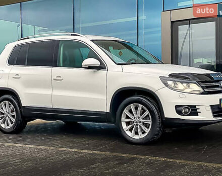 Белый Фольксваген Тигуан, объемом двигателя 2 л и пробегом 236 тыс. км за 13500 $, фото 5 на Automoto.ua