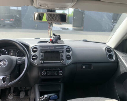 Білий Фольксваген Тігуан, об'ємом двигуна 2 л та пробігом 255 тис. км за 14700 $, фото 14 на Automoto.ua