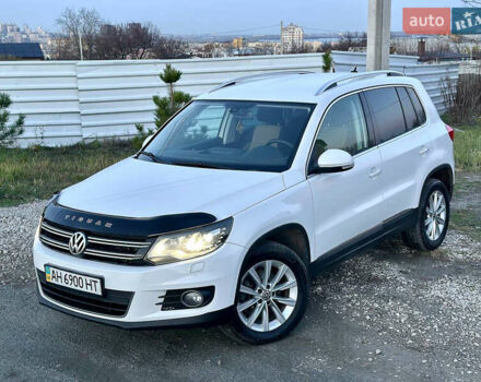 Белый Фольксваген Тигуан, объемом двигателя 1.97 л и пробегом 236 тыс. км за 12800 $, фото 1 на Automoto.ua