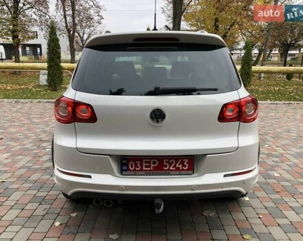 Білий Фольксваген Тігуан, об'ємом двигуна 2 л та пробігом 165 тис. км за 13600 $, фото 103 на Automoto.ua