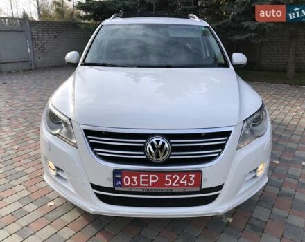 Білий Фольксваген Тігуан, об'ємом двигуна 2 л та пробігом 165 тис. км за 13600 $, фото 30 на Automoto.ua
