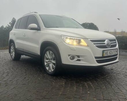Білий Фольксваген Тігуан, об'ємом двигуна 2 л та пробігом 252 тис. км за 9990 $, фото 12 на Automoto.ua
