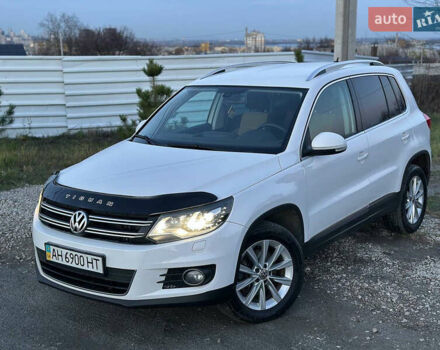 Белый Фольксваген Тигуан, объемом двигателя 1.97 л и пробегом 236 тыс. км за 12800 $, фото 2 на Automoto.ua