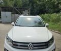 Білий Фольксваген Тігуан, об'ємом двигуна 1.98 л та пробігом 162 тис. км за 11800 $, фото 4 на Automoto.ua