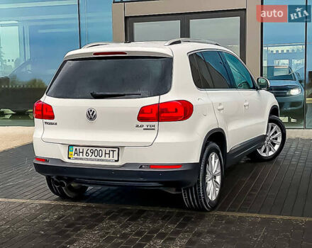 Белый Фольксваген Тигуан, объемом двигателя 2 л и пробегом 236 тыс. км за 13500 $, фото 4 на Automoto.ua