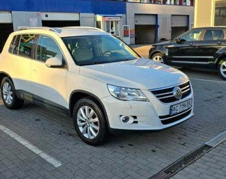 Белый Фольксваген Тигуан, объемом двигателя 2 л и пробегом 289 тыс. км за 9200 $, фото 11 на Automoto.ua