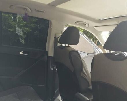 Белый Фольксваген Тигуан, объемом двигателя 2 л и пробегом 217 тыс. км за 12450 $, фото 45 на Automoto.ua