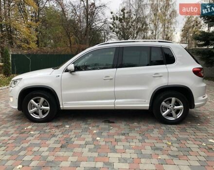 Білий Фольксваген Тігуан, об'ємом двигуна 2 л та пробігом 165 тис. км за 13600 $, фото 101 на Automoto.ua