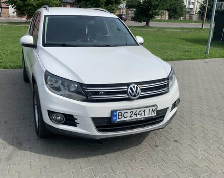 Білий Фольксваген Тігуан, об'ємом двигуна 2 л та пробігом 255 тис. км за 14700 $, фото 3 на Automoto.ua