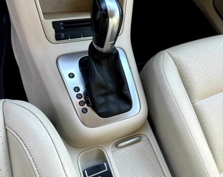 Белый Фольксваген Тигуан, объемом двигателя 2 л и пробегом 277 тыс. км за 11450 $, фото 10 на Automoto.ua