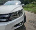 Білий Фольксваген Тігуан, об'ємом двигуна 1.98 л та пробігом 162 тис. км за 11800 $, фото 2 на Automoto.ua