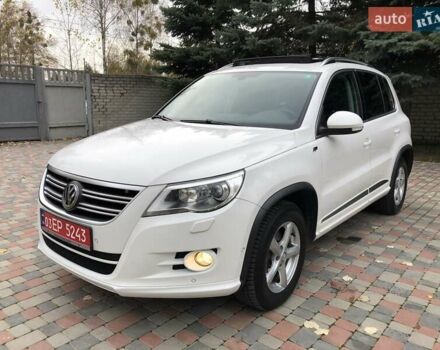 Білий Фольксваген Тігуан, об'ємом двигуна 2 л та пробігом 165 тис. км за 13600 $, фото 99 на Automoto.ua