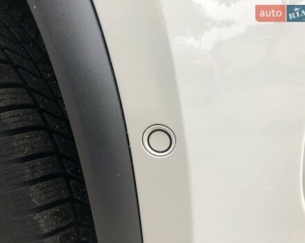 Білий Фольксваген Тігуан, об'ємом двигуна 2 л та пробігом 165 тис. км за 13600 $, фото 32 на Automoto.ua