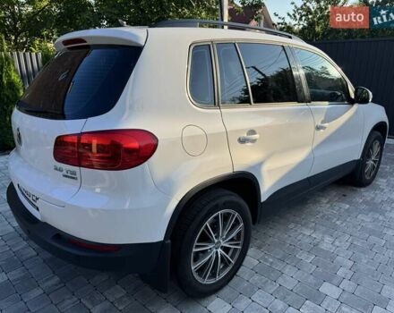 Белый Фольксваген Тигуан, объемом двигателя 1.98 л и пробегом 138 тыс. км за 12500 $, фото 6 на Automoto.ua