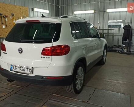 Белый Фольксваген Тигуан, объемом двигателя 1.98 л и пробегом 240 тыс. км за 13500 $, фото 4 на Automoto.ua