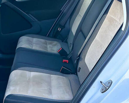 Белый Фольксваген Тигуан, объемом двигателя 1.97 л и пробегом 236 тыс. км за 12800 $, фото 10 на Automoto.ua