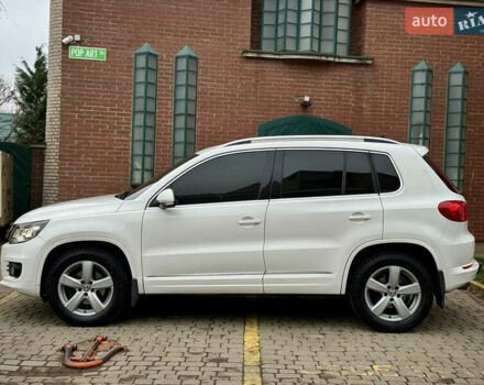 Белый Фольксваген Тигуан, объемом двигателя 1.97 л и пробегом 257 тыс. км за 14999 $, фото 1 на Automoto.ua