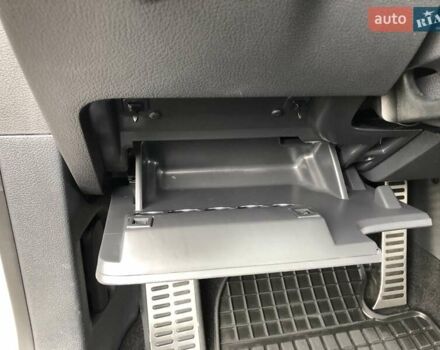 Білий Фольксваген Тігуан, об'ємом двигуна 2 л та пробігом 165 тис. км за 13600 $, фото 62 на Automoto.ua