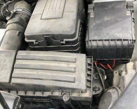 Білий Фольксваген Тігуан, об'ємом двигуна 2 л та пробігом 165 тис. км за 13600 $, фото 87 на Automoto.ua