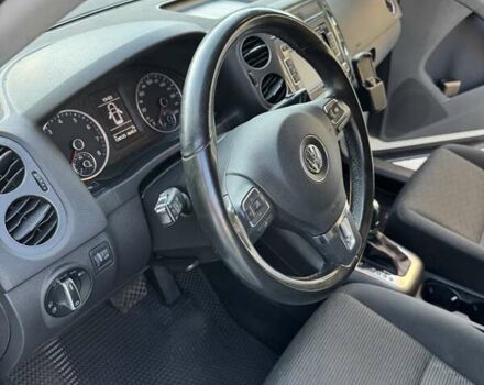 Белый Фольксваген Тигуан, объемом двигателя 1.98 л и пробегом 138 тыс. км за 12500 $, фото 19 на Automoto.ua