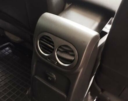 Белый Фольксваген Тигуан, объемом двигателя 2 л и пробегом 217 тыс. км за 12450 $, фото 46 на Automoto.ua