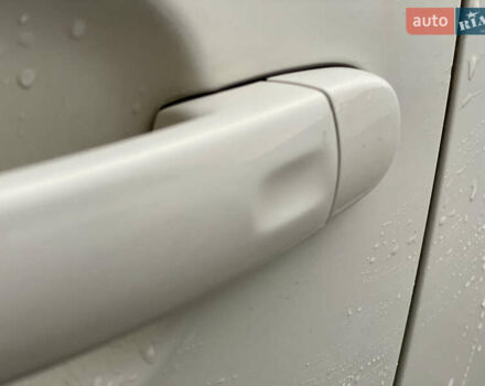 Белый Фольксваген Тигуан, объемом двигателя 2 л и пробегом 236 тыс. км за 13500 $, фото 49 на Automoto.ua