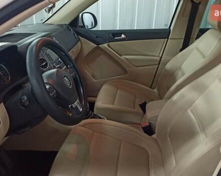 Белый Фольксваген Тигуан, объемом двигателя 1.98 л и пробегом 240 тыс. км за 13500 $, фото 6 на Automoto.ua