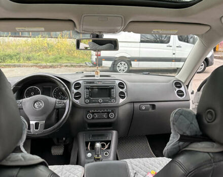 Белый Фольксваген Тигуан, объемом двигателя 1.98 л и пробегом 215 тыс. км за 12500 $, фото 2 на Automoto.ua