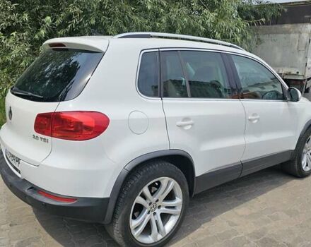 Білий Фольксваген Тігуан, об'ємом двигуна 1.98 л та пробігом 162 тис. км за 11800 $, фото 3 на Automoto.ua
