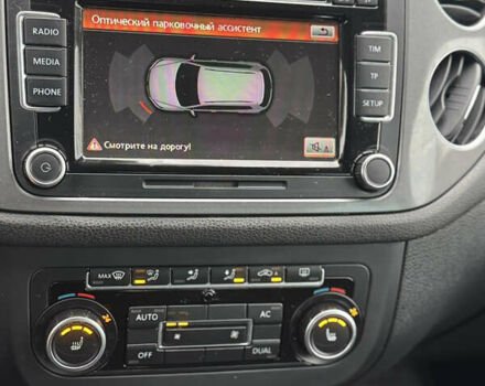 Белый Фольксваген Тигуан, объемом двигателя 1.97 л и пробегом 270 тыс. км за 12600 $, фото 2 на Automoto.ua