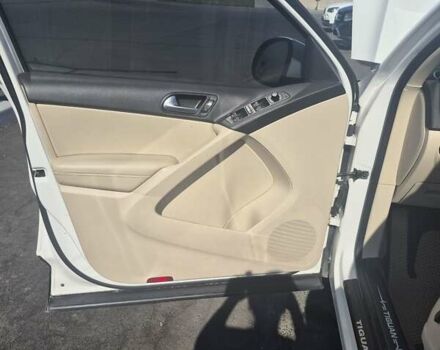 Белый Фольксваген Тигуан, объемом двигателя 1.98 л и пробегом 261 тыс. км за 11500 $, фото 16 на Automoto.ua