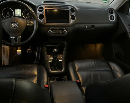 Белый Фольксваген Тигуан, объемом двигателя 1.97 л и пробегом 225 тыс. км за 14900 $, фото 11 на Automoto.ua