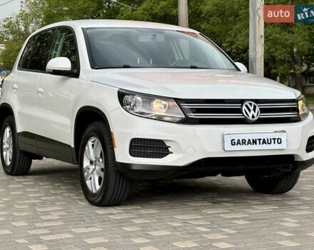 Білий Фольксваген Тігуан, об'ємом двигуна 1.98 л та пробігом 143 тис. км за 10400 $, фото 3 на Automoto.ua