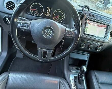 Белый Фольксваген Тигуан, объемом двигателя 1.98 л и пробегом 207 тыс. км за 12300 $, фото 3 на Automoto.ua