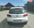 Білий Фольксваген Тігуан, об'ємом двигуна 1.98 л та пробігом 252 тис. км за 10000 $, фото 4 на Automoto.ua
