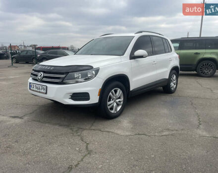Білий Фольксваген Тігуан, об'ємом двигуна 1.98 л та пробігом 229 тис. км за 10500 $, фото 1 на Automoto.ua