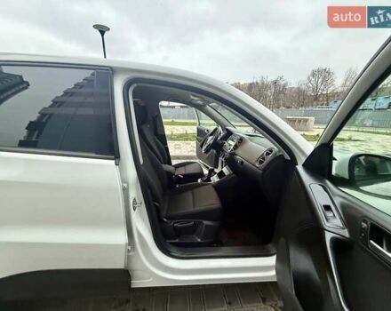 Белый Фольксваген Тигуан, объемом двигателя 1.98 л и пробегом 143 тыс. км за 9999 $, фото 29 на Automoto.ua