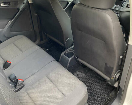 Белый Фольксваген Тигуан, объемом двигателя 1.97 л и пробегом 183 тыс. км за 13000 $, фото 1 на Automoto.ua