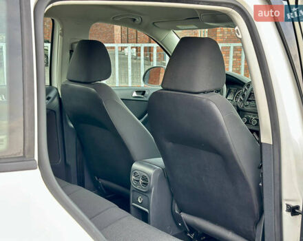 Белый Фольксваген Тигуан, объемом двигателя 1.98 л и пробегом 199 тыс. км за 11499 $, фото 24 на Automoto.ua