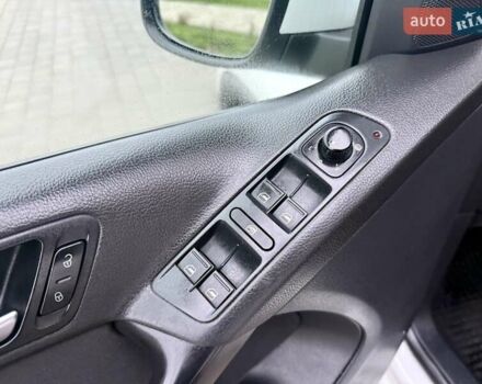 Белый Фольксваген Тигуан, объемом двигателя 1.98 л и пробегом 143 тыс. км за 9999 $, фото 42 на Automoto.ua