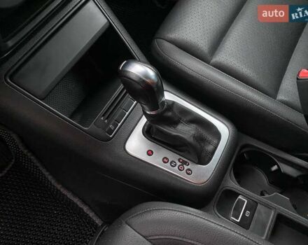 Білий Фольксваген Тігуан, об'ємом двигуна 2 л та пробігом 179 тис. км за 9900 $, фото 17 на Automoto.ua