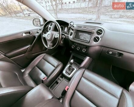 Белый Фольксваген Тигуан, объемом двигателя 1.98 л и пробегом 207 тыс. км за 12300 $, фото 16 на Automoto.ua