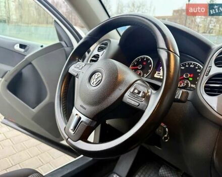 Белый Фольксваген Тигуан, объемом двигателя 1.98 л и пробегом 143 тыс. км за 9999 $, фото 23 на Automoto.ua