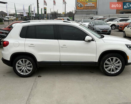 Білий Фольксваген Тігуан, об'ємом двигуна 1.98 л та пробігом 195 тис. км за 10900 $, фото 4 на Automoto.ua