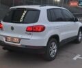Білий Фольксваген Тігуан, об'ємом двигуна 2 л та пробігом 160 тис. км за 12200 $, фото 3 на Automoto.ua