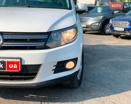 Білий Фольксваген Тігуан, об'ємом двигуна 2 л та пробігом 208 тис. км за 13890 $, фото 8 на Automoto.ua